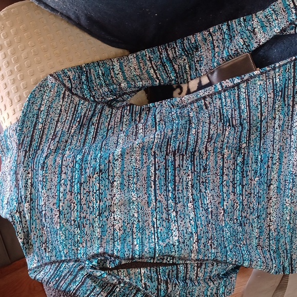 😀3/$12  NikePro  3/4 zip jacket - Picture 8 of 8